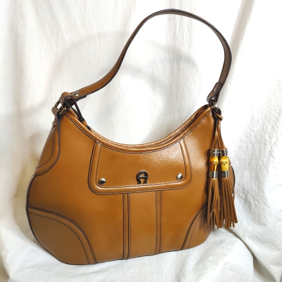 Etienne Aigner Genuine Leather Shoulder Bag EUC ❤️ - Picture 3 of 14